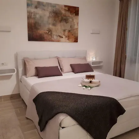 Zoe Apartment Porec